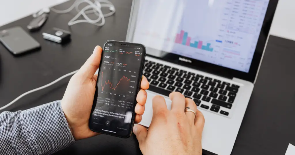 Trading,Trading strategies,Risk management in trading,Market trends,Trading psychology,paisykmao
